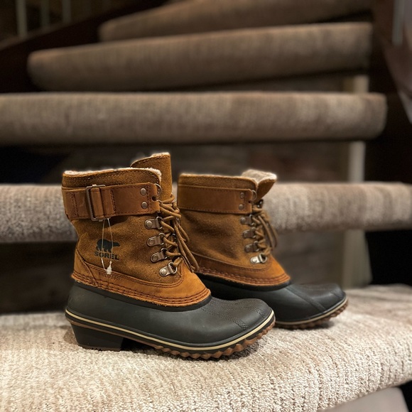 NWT SOREL waterproof Winter Fancy Duck Boots SIZE 6 - Picture 1 of 5